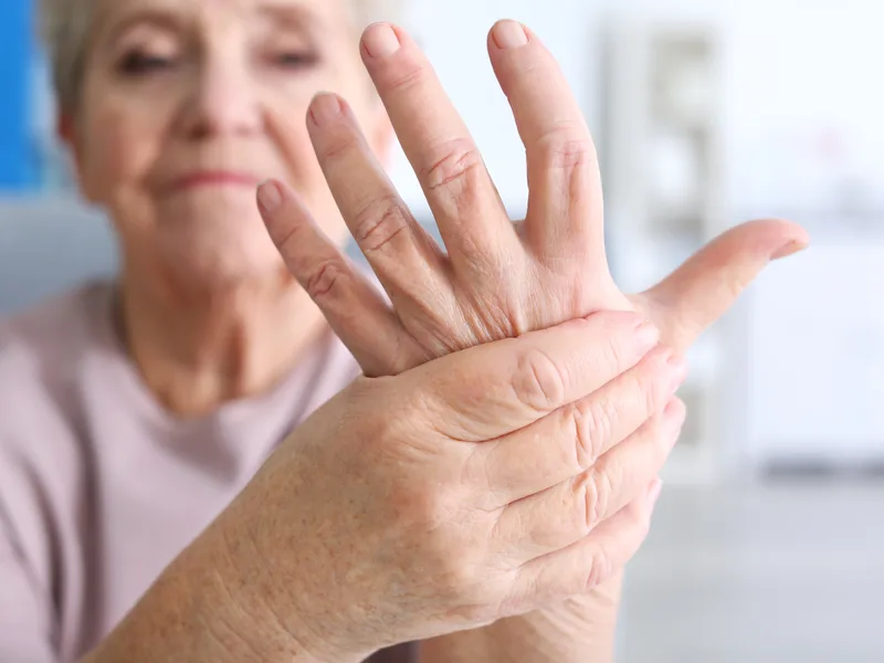 How Northern Roots Family Spinal Care treats bursitis in Clear Lake