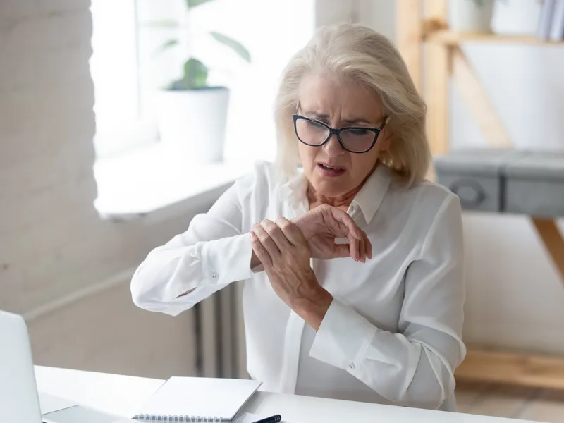 Northern Roots Family Spinal Care treating bursitis in Clear Lake