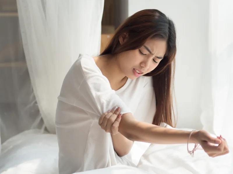 How Northern Roots Family Spinal Care treats elbow pain in Clear Lake