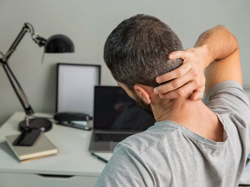 Northern Roots Family Spinal Care treating neck pain in Clear Lake