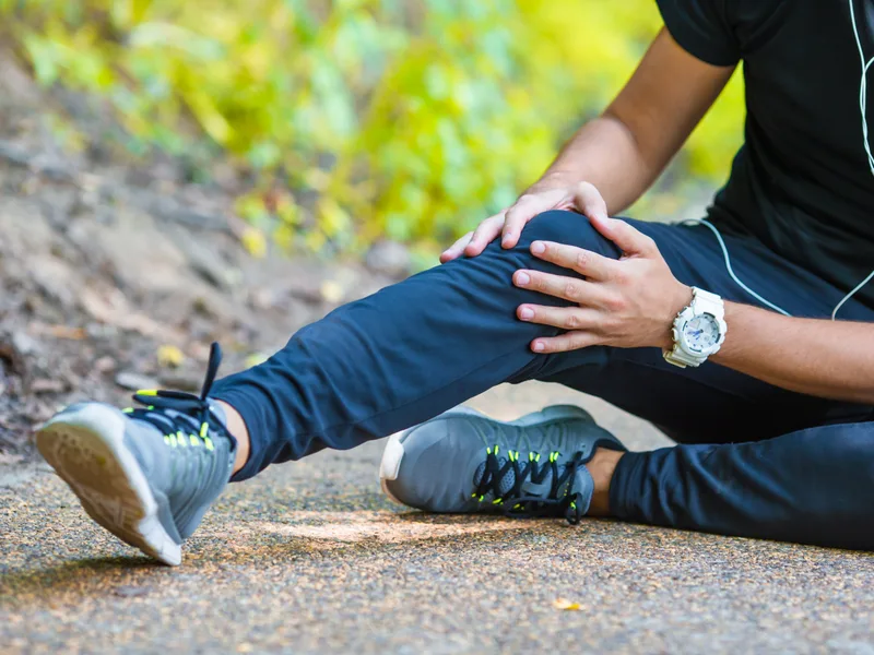 How Northern Roots Family Spinal Care treats sprains & strains in Clear Lake